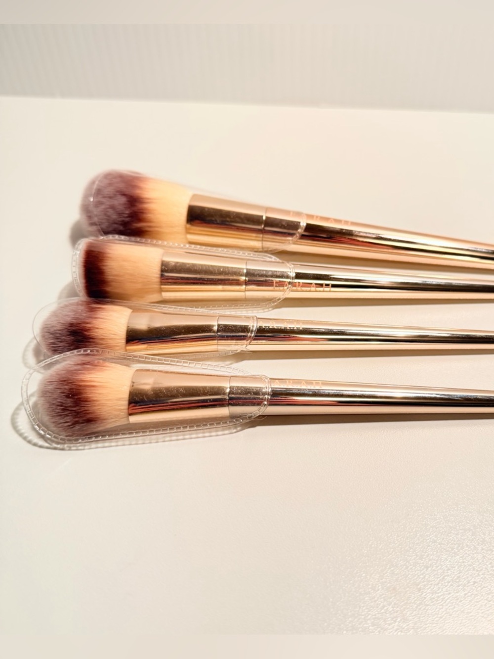 Farah brushes set of 4 NEW